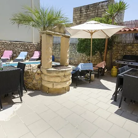 Ta'Peppa Villa Xaghra Room photo